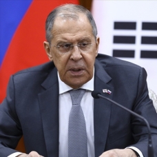 Lavrov "İkna etmesi için Türkiye'ye başvurduk" deyip açıkladı