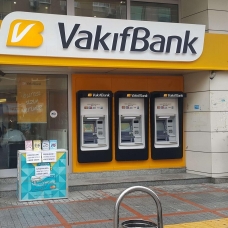 Vakıfbank: 11 milyarlık kredi, kredi kartı taksitleri ertelendi