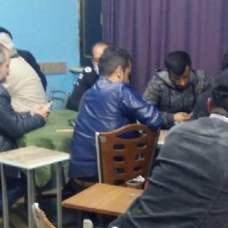 Konya'da kahvehanede oyun oynayanlara para cezası