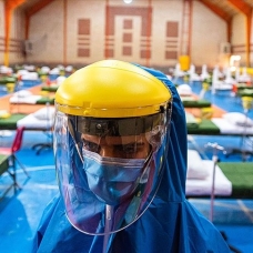 İran'da koronavirüs nedeniyle 5 bin 806 kişi hayatını kaybetti
