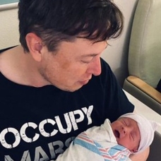 Elon Musk bebeğinin adını açıkladı