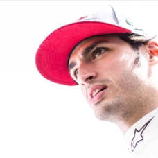 Carlos Sainz gelecek yıl Ferrari pilotu olacak
