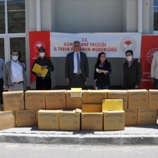 Organik bal için üreticilere 2 ton petek dağıtıldı