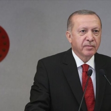 Başkan Erdoğan şair Karakoç ve Zarifoğlu'nu andı