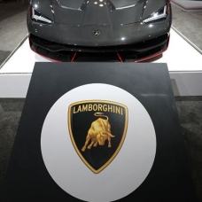 Belçika'da Lamborghini ticareti yapan aileye gelir desteği
