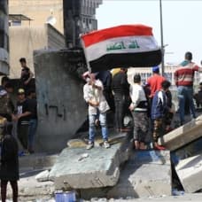 Bağdat'ta, hükümet karşıtı gösteriler alevlendi: 2 ölü