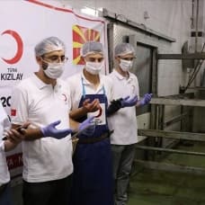 Türk Kızılay, Kuzey Makedonya'da 3 bine yakın aileye kurban eti dağıtacak