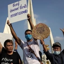 Tayland'da hükümet karşıtlarından protesto
