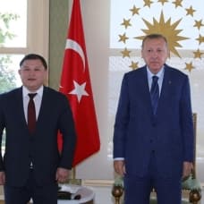 Başkan Erdoğan Vahdettin Köşkü'nde Kırgızistan Meclis Başkanı Cumabekov'u kabul etti
