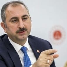 Cezaevlerinde yeterli koronavirüs tedbiri alınmadığını idda eden HDP'ye yanıt Adalet Bakanı Gül'den geldi