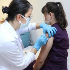 Dünyanın merakla beklediği koronavirüs aşısı Türkiye'de ilk kez yapıldı