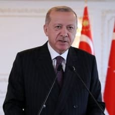 Başkan Erdoğan: Gençlerimize güçlü ve zengin bir Türkiye bırakmakta kararlıyız