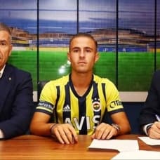 Fenerbahçe, Pelkas'ı transfer ettiğini duyurdu