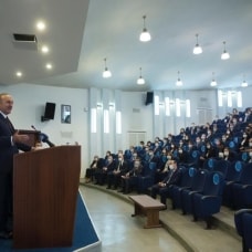 Bakan Çavuşoğlu'ndan genç diplomatlar için 'Hoş geldiniz' paylaşımı