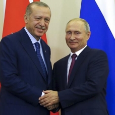 Putin'den Başkan Erdoğan'a övgü: Baskılara rağmen bağımsız dış politika izliyor