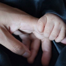 Hamileyken koronavirüse yakalandı! Bebeği antikorlarla doğdu