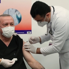 Başkan Erdoğan koronavirüs aşısı oldu