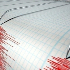 Çin'in Çinghay eyaletinde 7,3 büyüklüğünde deprem meydana geldi