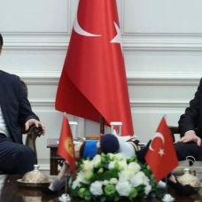 Bakan Soylu, Kırgızistan Dışişleri Bakanı Kazakbayev ile görüştü