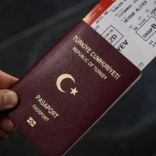 Aşı olmayan Türkler Almanya'ya gidemeyecek