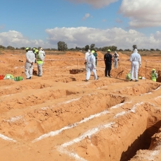 Libya'da bir toplu mezar daha bulundu