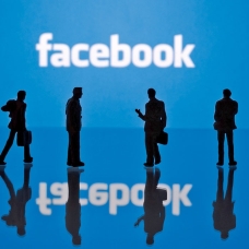 Facebook'tan kilitleme önlemi