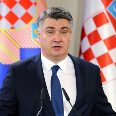 Hırvatistan Cumhurbaşkanı Milanoviç Srebrenitsa soykırımını küçümsedi