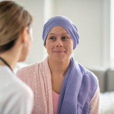 Kanseri yenen kadınlar için "anne olmak" hayal değil