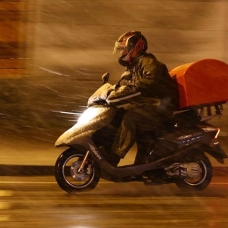 İstanbul'da motosiklet ve motokuryeler yarın trafiğe çıkabilecek