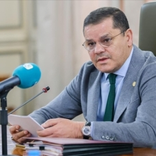 Cezayir: Dibeybe hükümeti Libya'da uluslararası meşruiyete sahiptir