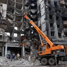 Ukrayna: Mariupol ve Azovstal çelik fabrikasından 500 kişi daha kurtarıldı