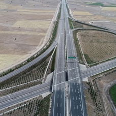 Ankara-Niğde Otoyolu Kırşehir bağlantı yolunun tamamı trafiğe açıldı