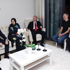 Başkan Erdoğan, vatandaşın çay davetini kırmadı