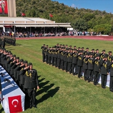 İzmir'deki Kara Harp Okulu Yerleşkesinde ant içme töreni yapıldı
