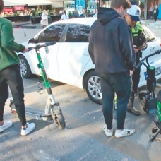 Bağdat Caddesi'nde  scooter denetimi