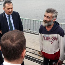 Başkan Erdoğan, köprüde intihar etmek isteyen kişiyi ikna etti