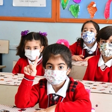 Enfeksiyonlara karşı okullarda "maske" önerisi