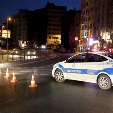 İstanbul'da yılbaşı tedbirleri kapsamında bazı caddeler trafiğe kapatılacak
