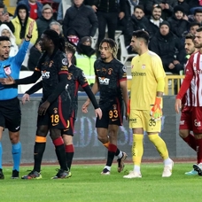 TFF: Gaziantep FK-Beşiktaş ve Sivasspor-Galatasaray maçlarında önemli hakem hatası tespit edildi