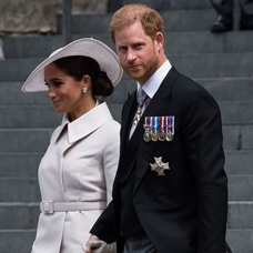 Prens Harry, eşi Meghan ile tanışmadan önce "bağnaz" olduğunu söyledi
