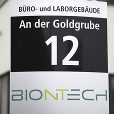 Alman BioNTech, İngiliz yapay zeka girişimi InstaDeep'i satın alıyor