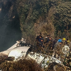 Nepal'de düşen yolcu uçağının karakutusu bulundu