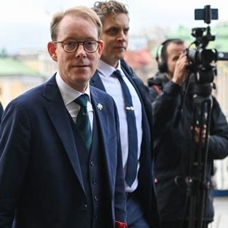 İsveçli bakandan nefret suçu savunması