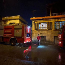 Mersin'de yangın: 5 çocuk kurtarıldı