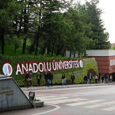 Anadolu Üniversitesi 10 ilde kayıt yenileme işlemini ücretsiz yapacak