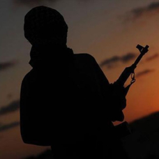 Türkiye'ye girmeye çalışan PKK'lı 2 terörist Suriye sınırında yakalandı