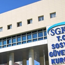 SGK çalışanlarına 3 ay fazla mesai ücreti ödenecek