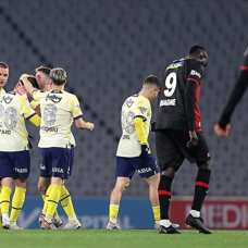 Fenerbahçe, Fatih Karagümrük deplasmanında 3 puanı aldı