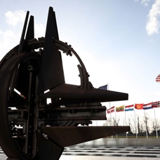 NATO, Kuzey Kore'nin balistik füze denemesini kınadı