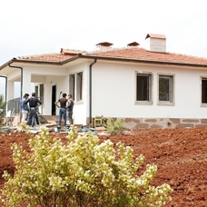 Kahramanmaraş'ta tamamlanan köy tipi afet evleri hak sahiplerine teslim edilecek